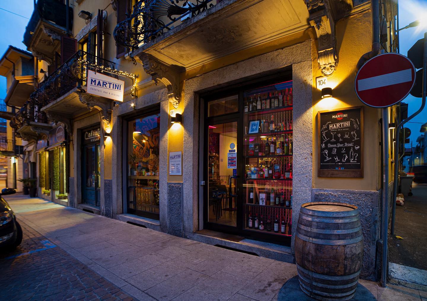 Bar con clientela fidelizzata e posizione strategica a Borgomanero