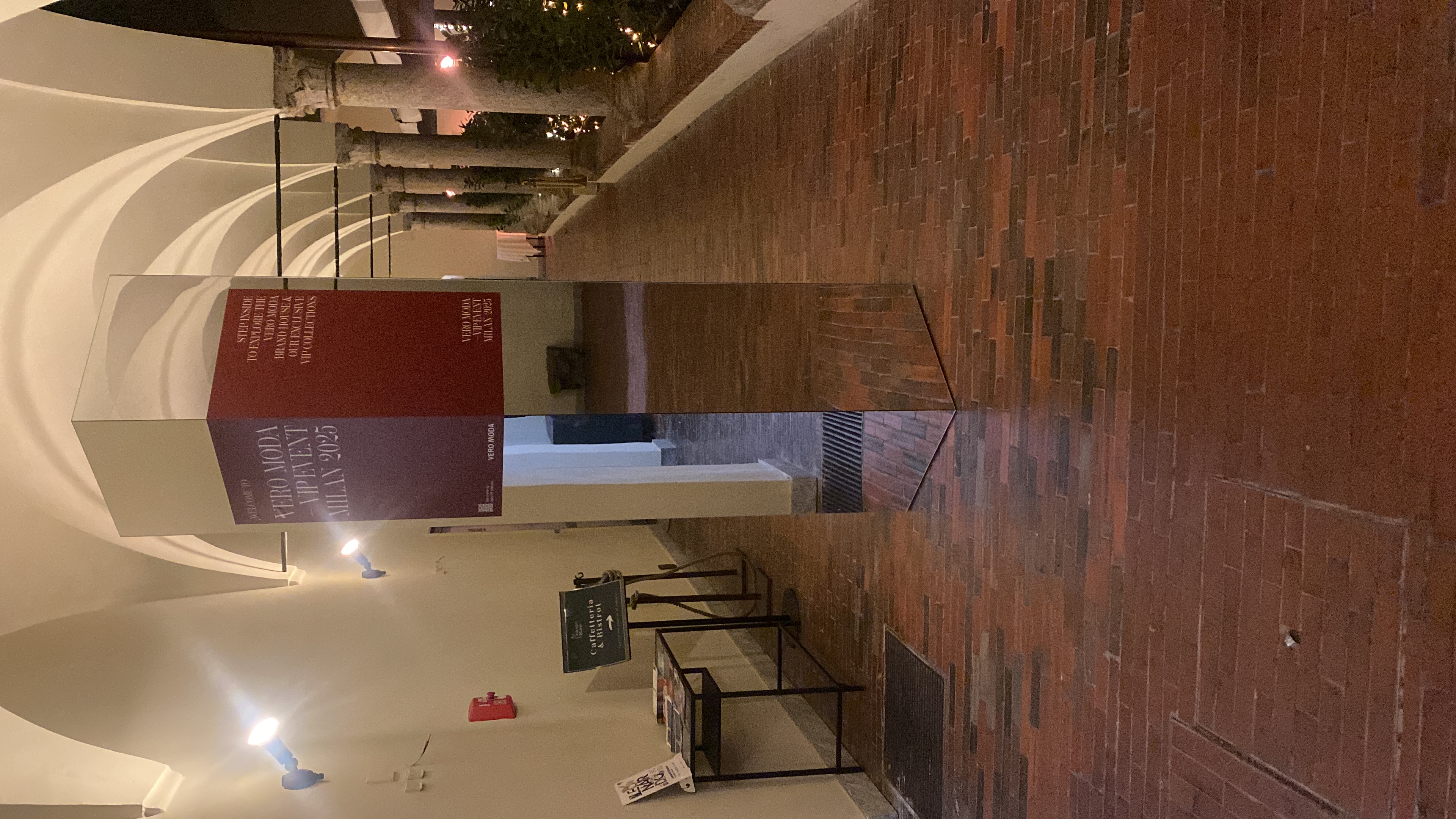 Ristorante con bar in vendita a Milano centro