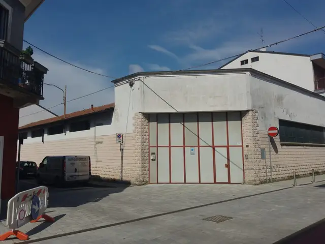 Capannone polifunzionale di 580 mq in posizione strategica a Sedriano